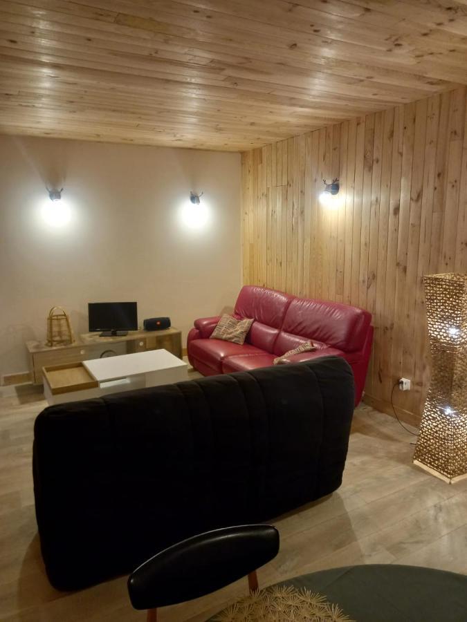 Gite L'Enclos O Rendez-Vous Roquefeuil-Pays De Sault- Avec Jardin Dış mekan fotoğraf